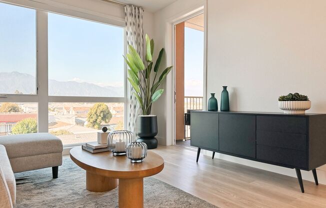 2 beds, 2 baths, 826 sqft, $4,000, Unit Unit 318
