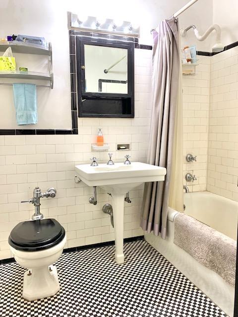 Studio, 1 bath, $2,850, Unit 5M