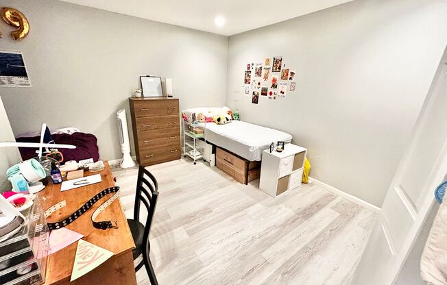 2 beds, 1 bath, 768 sqft, $2,380, Unit 109