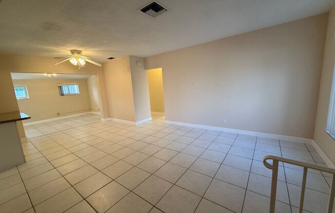 2 beds, 2 baths, $3,200