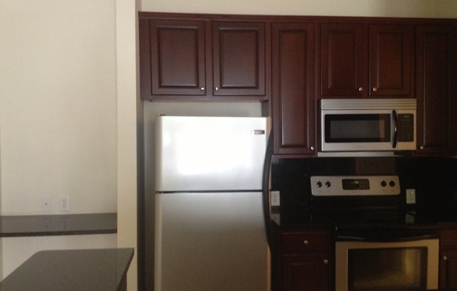 1 bed, 1 bath, 826 sqft, $1,300, Unit 2109