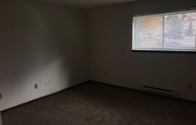 2 beds, 1.5 baths, 1,040 sqft, $1,800, Unit 3172-101