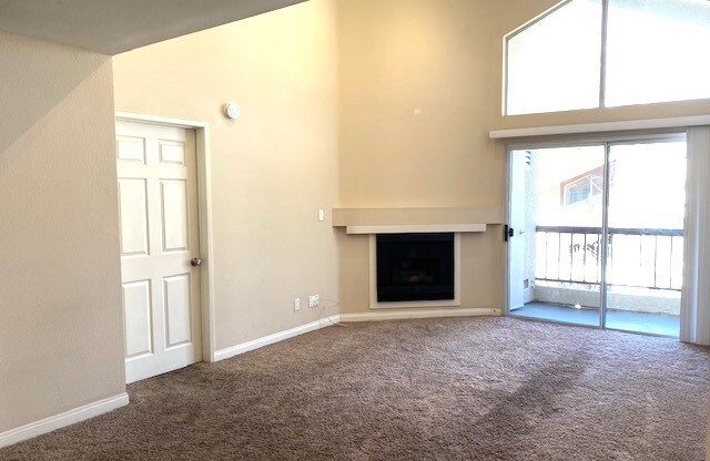 2 beds, 2 baths, 910 sqft, $3,050, Unit 311