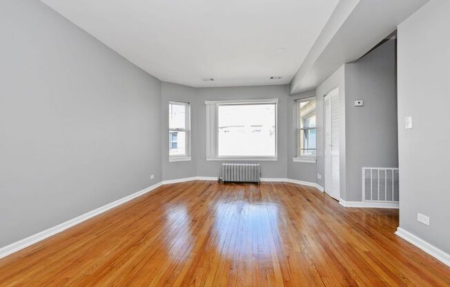 7527-35 S. Essex Ave.