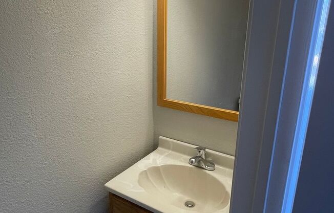 2 BEDROOM CONDO BY UNT