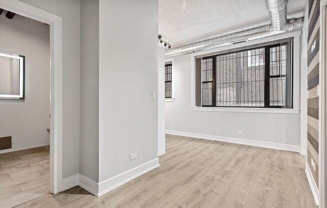 1 bed, 1 bath, 338 sqft, $1,795, Unit 106