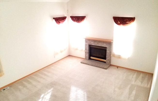 2 beds, 2.5 baths, $2,200