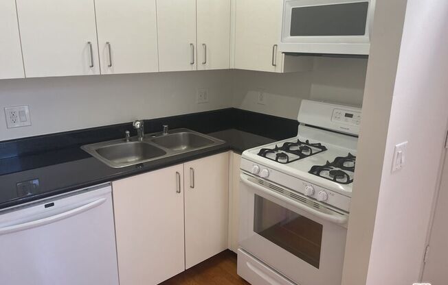 1 bed, 1 bath, 1,143 sqft, $5,295, Unit 3