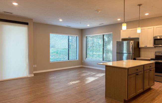 2 beds, 2 baths, 1,303 sqft, $1,899, Unit 228