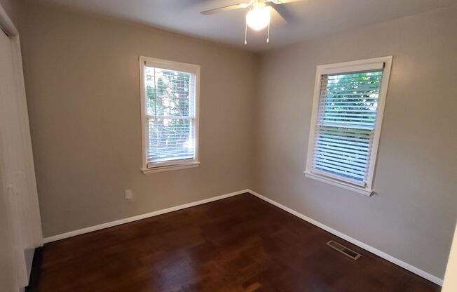 3 beds, 1 bath, $1,550