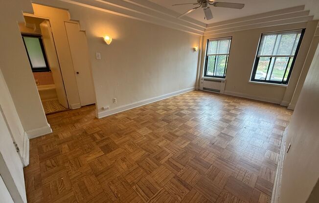 1 bed, 1 bath, $1,145, Unit 102