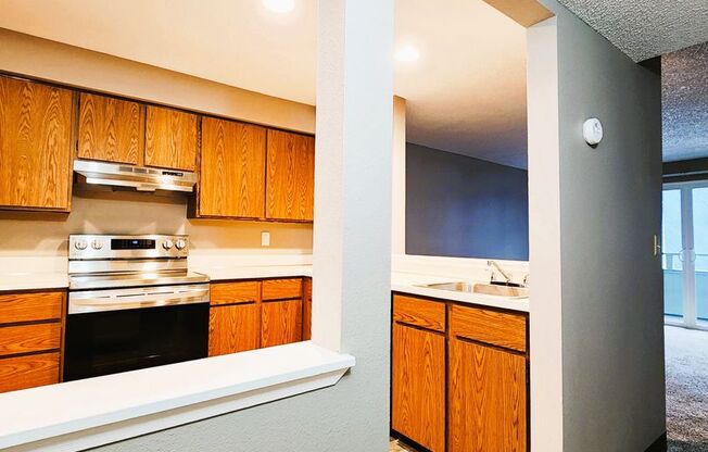 1 bed, 1 bath, 643 sqft, $1,275, Unit 227