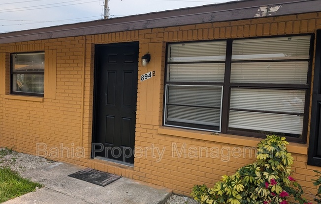 8942 TEMPLE TERRACE HWY