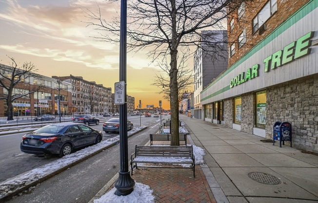 1 bed, 1 bath, 670 sqft, $4,000, Unit 506