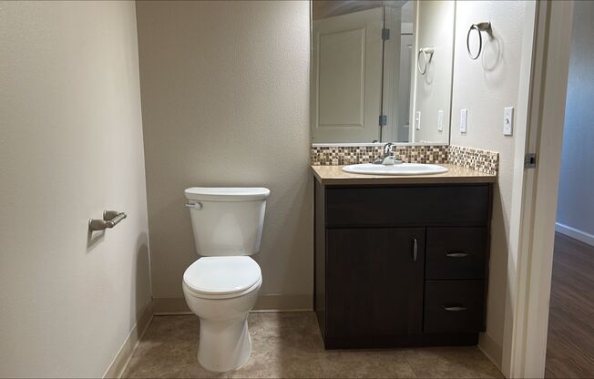 Studio, 1 bath, 622 sqft, $1,325, Unit 405