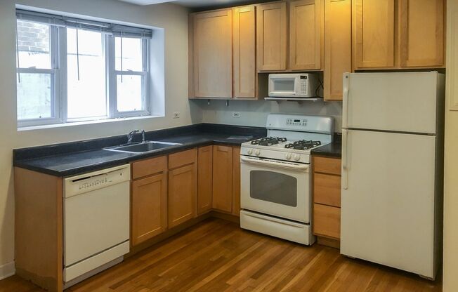 1 bed, 1 bath, 545 sqft, $1,635, Unit 3926-G