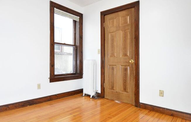 1 bed, 1 bath, 410 sqft, $905, Unit 15 - 05