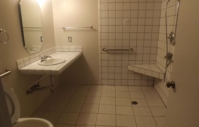 Nice 3 bedroom 2 bathroom Home