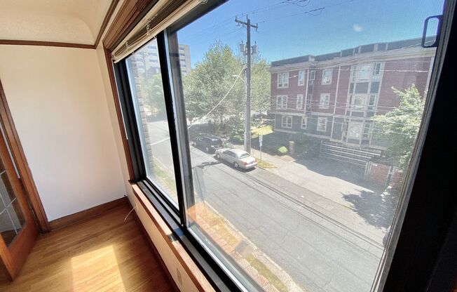 Parkway Apartments