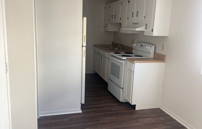 1 bed, 1 bath, 550 sqft, $750, Unit 181
