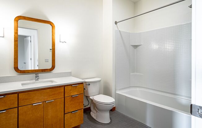 1 bed, 1 bath, 648 sqft, $1,090, Unit A212