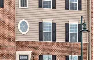 3 Bedroom/ 2.5 Bath Townhouse located in Wexford PA  - Pine Richland School District