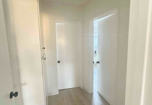 8100 Owensmouth Ave, Canoga Park 7