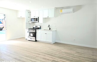 Studio, 1 bath, 360 sqft, $1,700