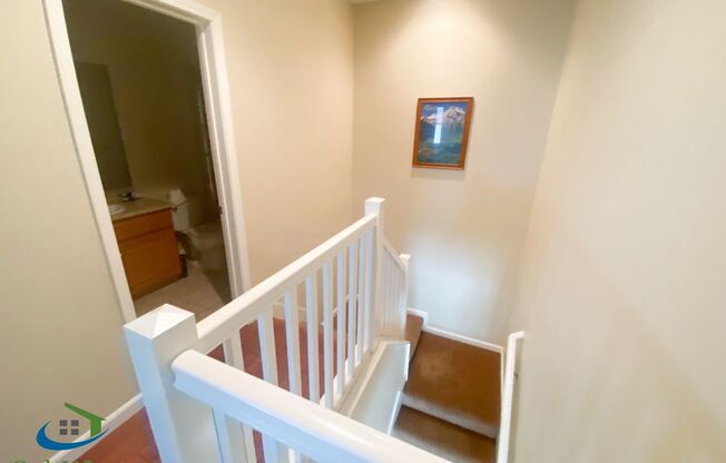 $3695 - 3 Bed/2.5 Bath Tri-level Townhome in North San Jose! Pets possible with approval