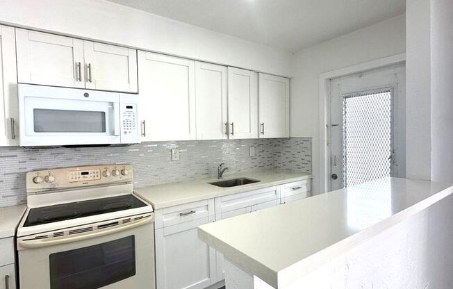 1 bed, 1 bath, $1,750, Unit 16890-6