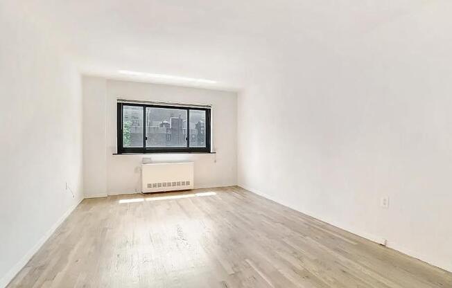Studio, 1 bath, $2,650, Unit 5C
