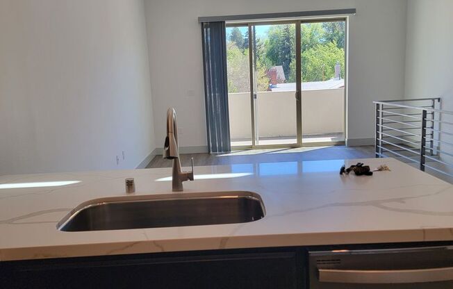 2 beds, 2.5 baths, 1,310 sqft, $2,450, Unit 114