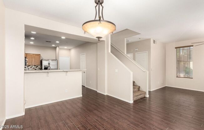 3 beds, 3 baths, 1,641 sqft, $2,150, Unit 1013