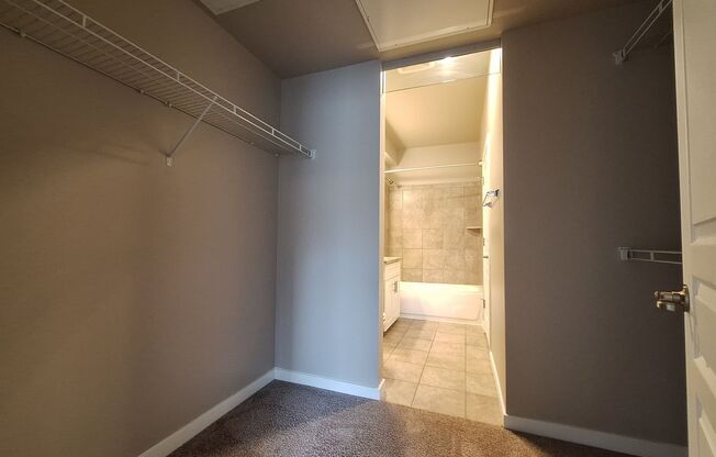 1 bed, 1 bath, 627 sqft, $1,420, Unit Unit 302