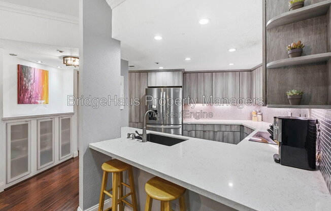 2 beds, 2 baths, 1,198 sqft, $3,650, Unit 204