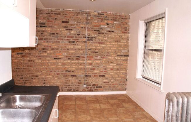 1 bed, 1 bath, 612 sqft, $1,750, Unit 2332-1A