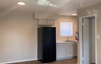 Biloxi Oaks | Renovated 1 Bed Apartments