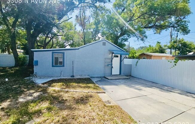 3308 N AVON AVE