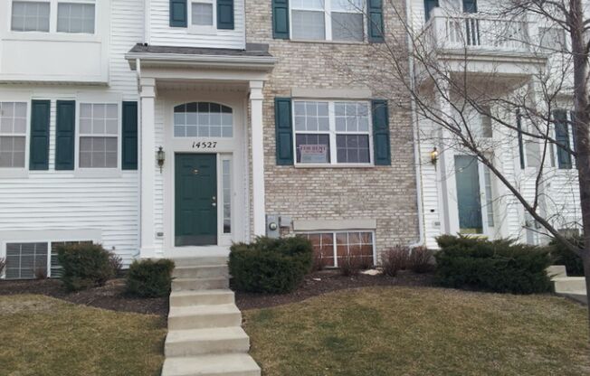 3 bd 2.5 ba townhome Plaifield