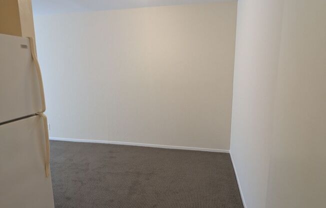 4220 Cesar Chavez Street (307r)