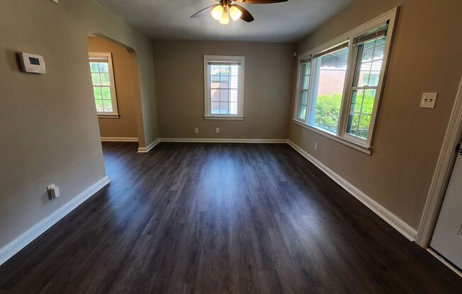 Charming 3-Bedrooms, 2-Baths Duplex - Unit A