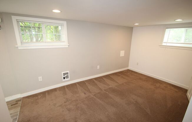 1 bed, 1 bath, 840 sqft, $1,995, Unit 3