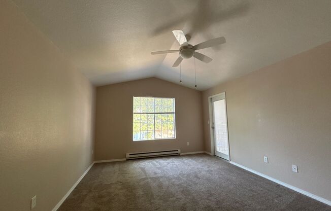 1 bed, 1 bath, 532 sqft, $1,365, Unit 221