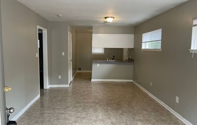 2 beds, 1 bath, 780 sqft, $1,190, Unit 311 L