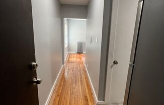 1 bed, 1 bath, 420 sqft, $1,250