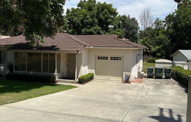 SERENE MOUNT HELIX GEM: COZY 3-BED, 2 BATH HOME AVAILABLE NOW!!!