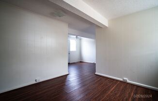 3 beds, 1 bath, 700 sqft, $2,450, Unit 1