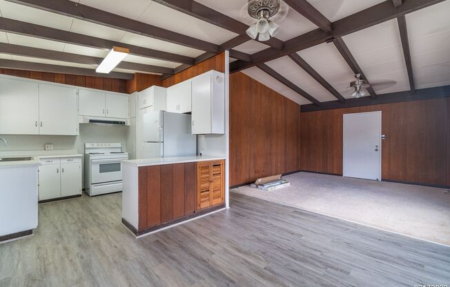 3Br/1Ba Aliamanu Gated Single Family Home