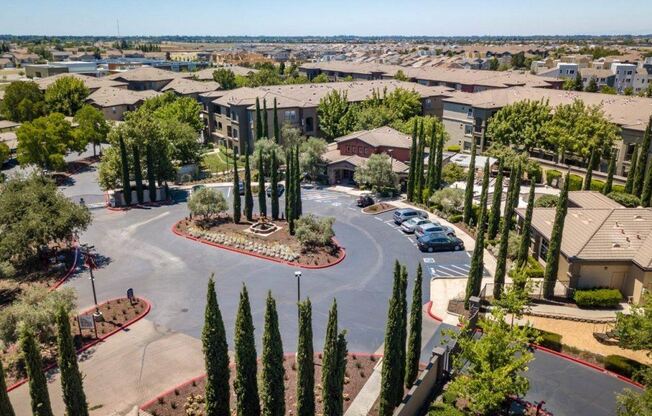 Aerial View l Villagio Luxury Apartment In Sacramento CA 