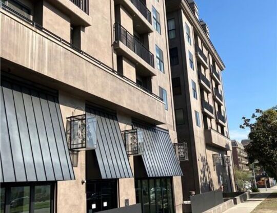 2 beds, 2 baths, 1,300 sqft, $4,085, Unit 308